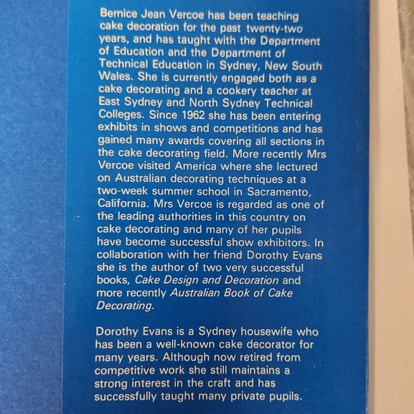 DISCOVERING CAKE DECORATING By Bernice Vercoe - Hardcover 1974 136 pages - Picture 6 of 6